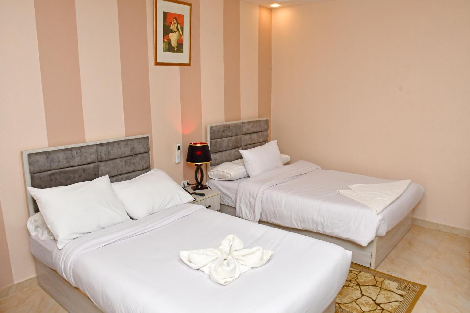 Nun Pyramids Hotel Kafrat al Jabal Room photo